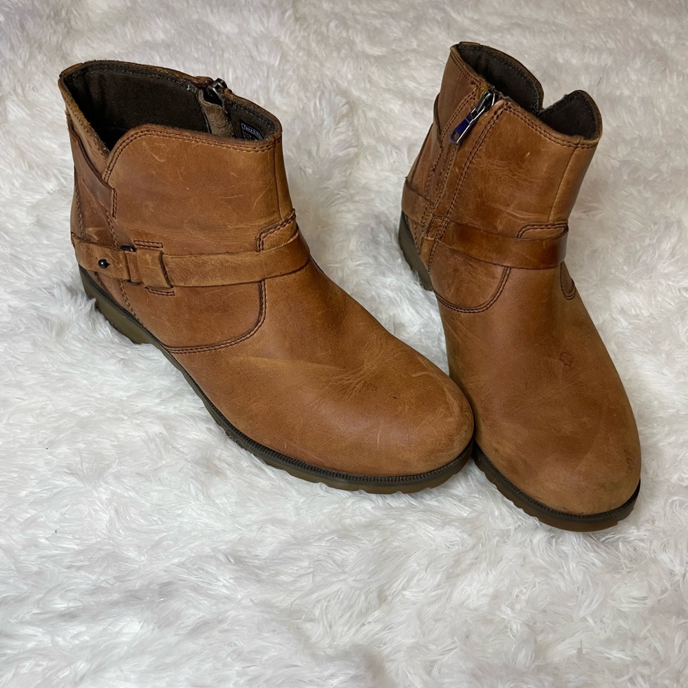 Teva DeLaVina Low Waterproof Boots